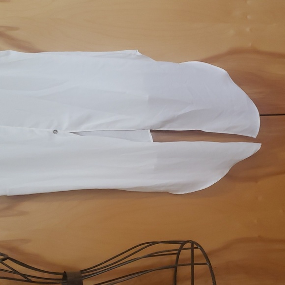 Ing open back, high low, tails top - Picture 4 of 4